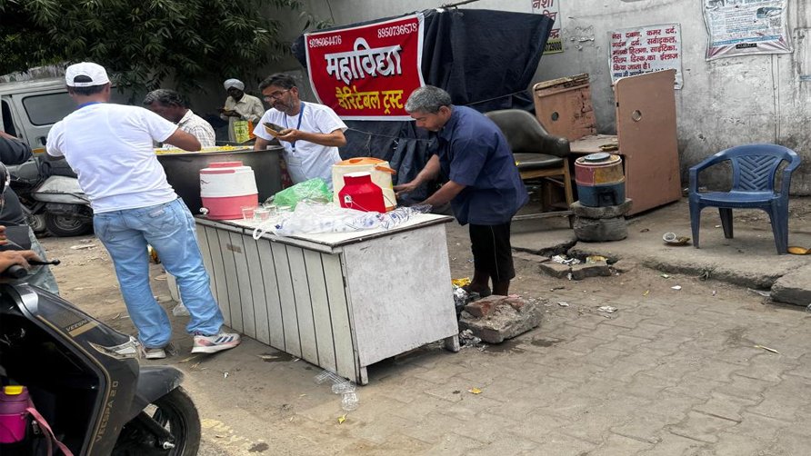 अन्नपूर्णा भोजन सेवा